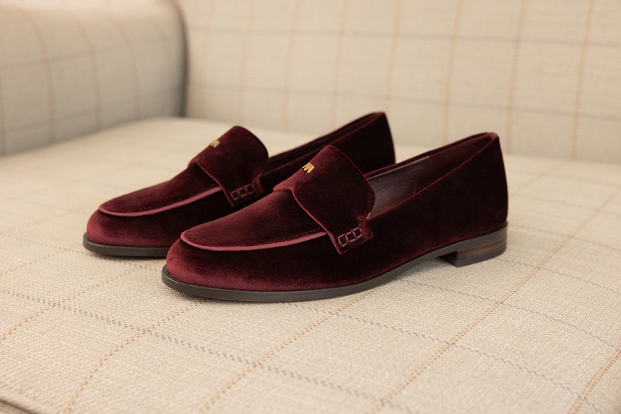 Women's loafers